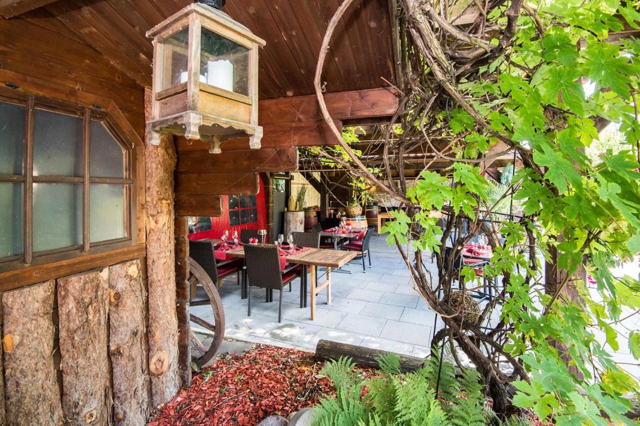 Reves Gourmands, Hotellerie & Gastronomie Vernayaz Ngoại thất bức ảnh